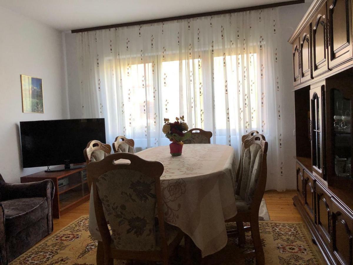 Casa Ani Villa บอร์ชา ภายนอก รูปภาพ