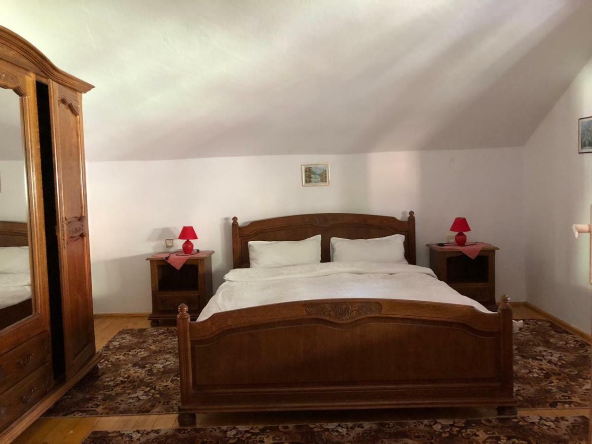 Casa Ani Villa บอร์ชา ภายนอก รูปภาพ